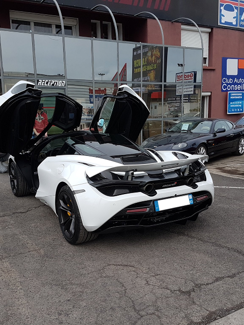 Voiture